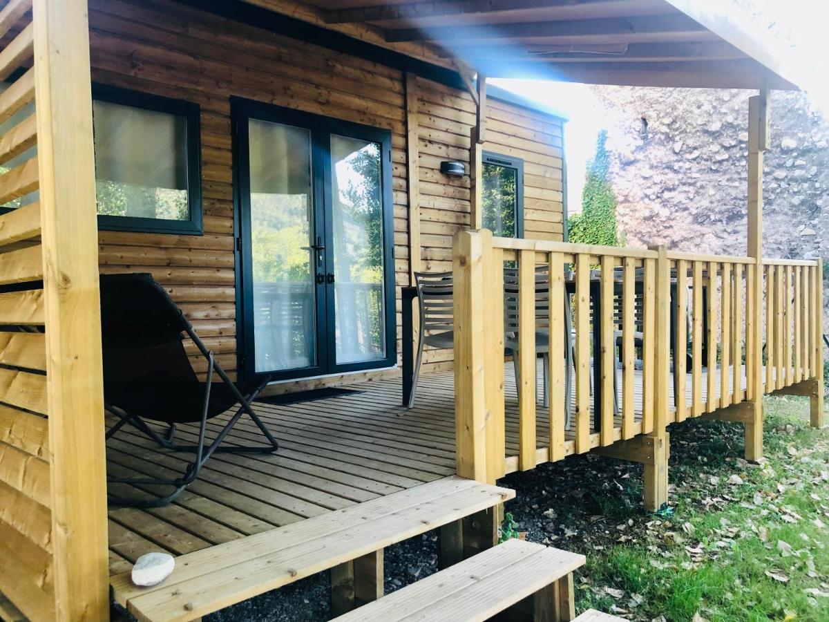 Les Chapelains Hotel Saillans  Екстериор снимка