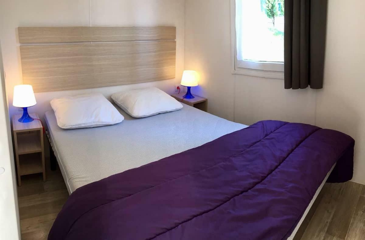 Les Chapelains Hotel Saillans  Екстериор снимка